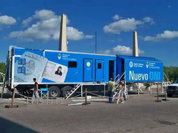 Nuevo DNI en  Plaza Colón   