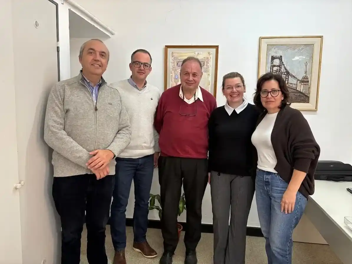 Autoridades de la UCSF junto a las de UNIPAMPA en su visita a Santa Fe. A la izquierda, Sebastián del Pazo, decano de la Facultad de Ciencias de la Salud UCSF.