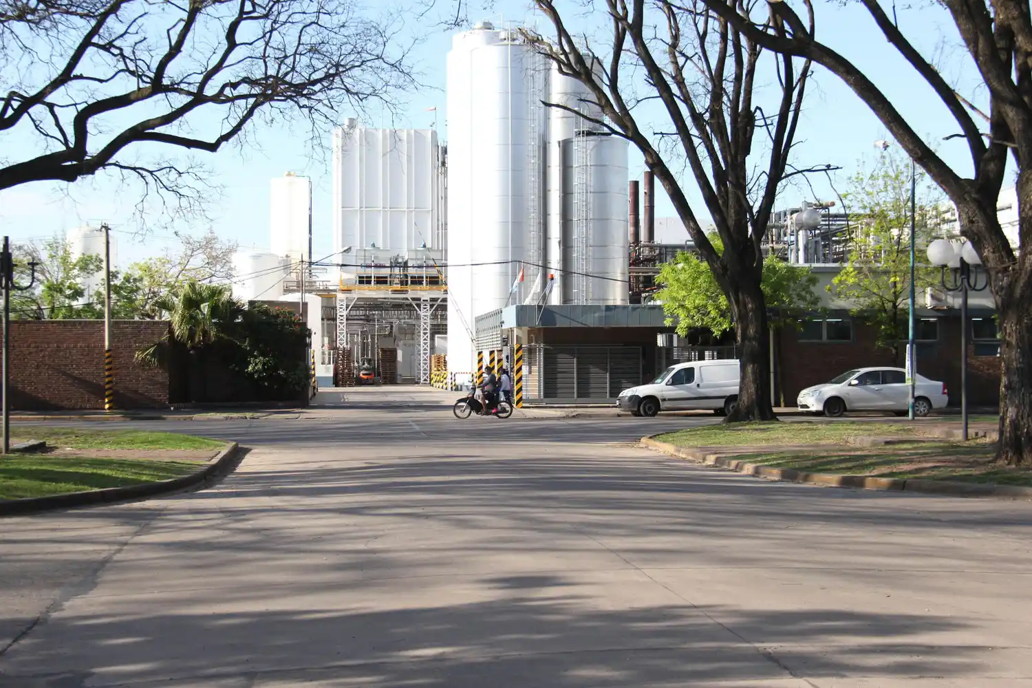 Saputo vendió el 80% de su negocio lácteo en Argentina a una multinacional peruana y tomó el control