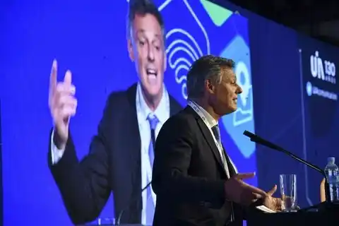 La UIA avaló las reformas laboral y tributaria
