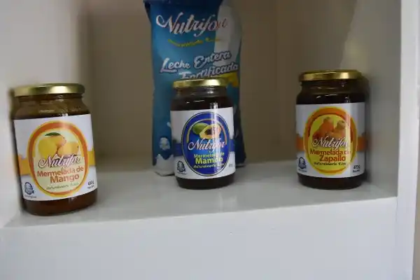 Nutrifor impulsa la producción de mermelada de mango