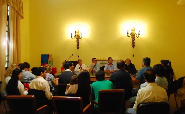 Los concejales opositores y vecinos del ProCreAr se cruzaron duramente