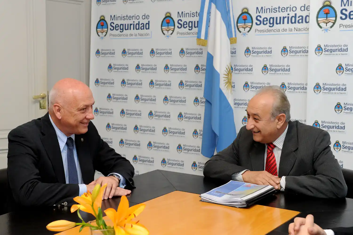 Santa Fe adhirió al Programa Federal de Colaboración y Asistencia para la Seguridad