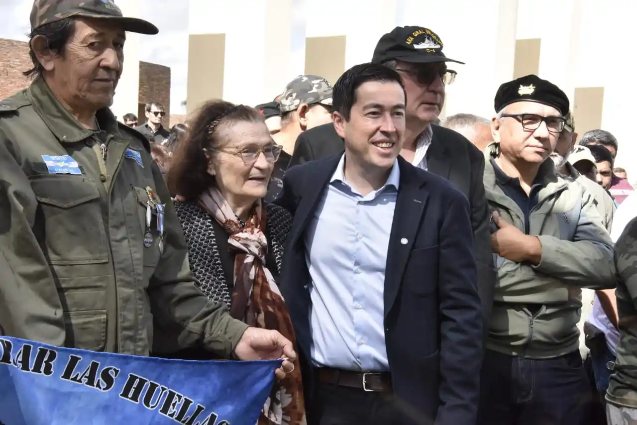 Nardini encabezó el acto central de este 2 de abril en Malvinas Argentinas.