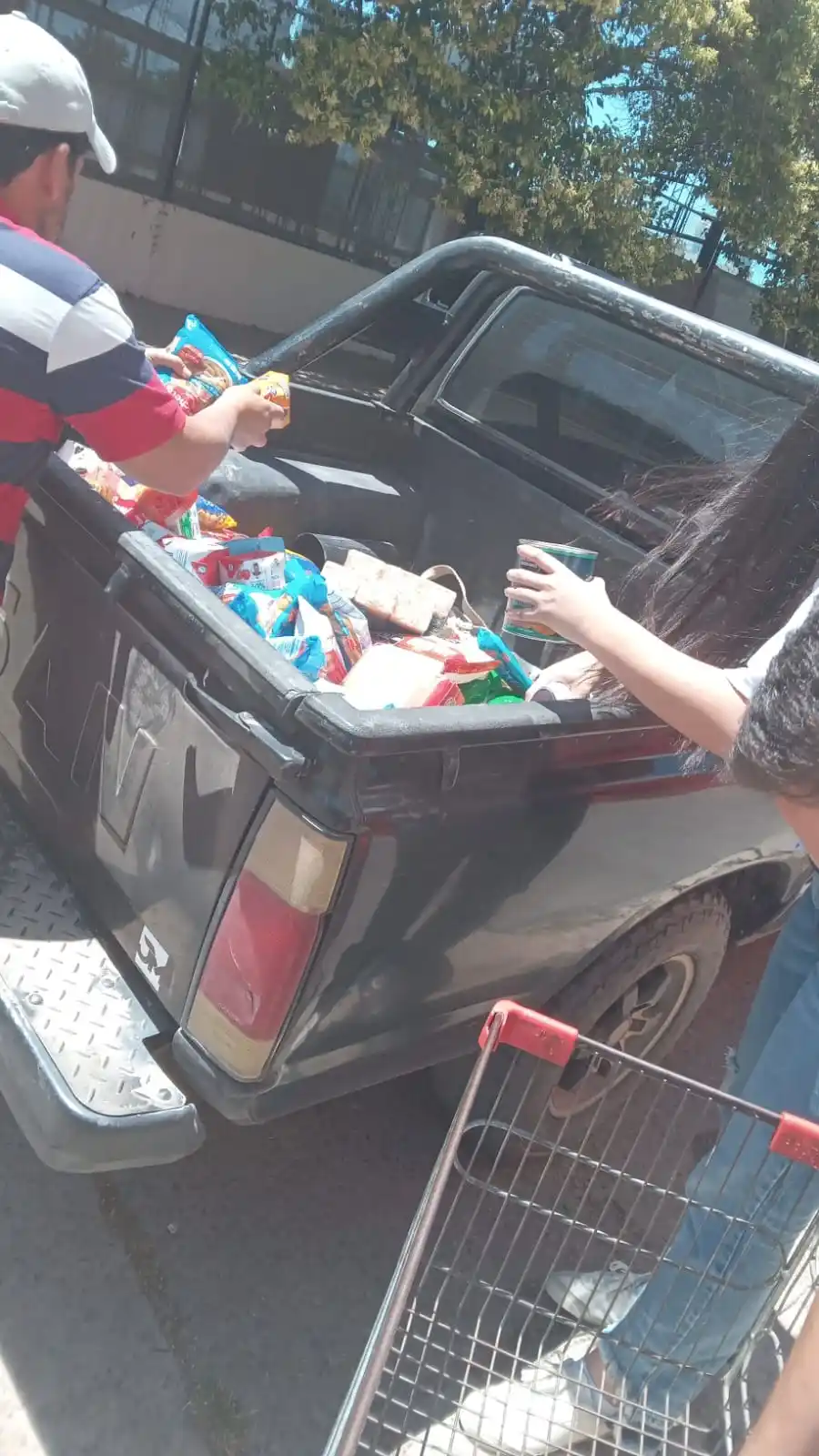 Cáritas realizó la colecta “Una Navidad para todos”