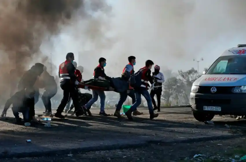 El ejército israelí reprimió a manifestantes palestinos