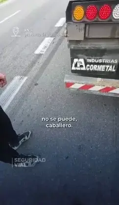 El camionero de 35 años le pidió al personal de la ANSV poder “dar una mano” y “zafar” de la infracción