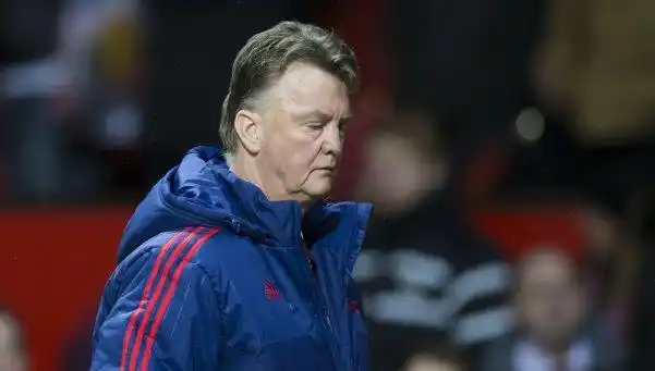 Louis van Gaal anunció que se retira como entrenador