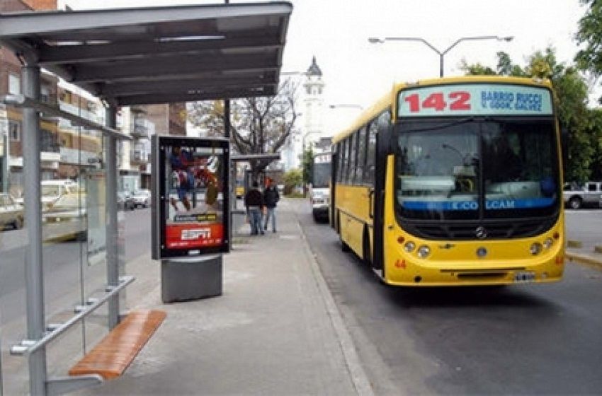 Según un estudio el boleto de colectivo aumentó un 218 % desde el 2015