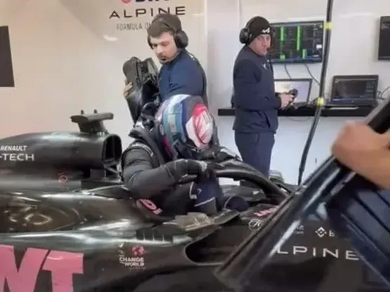 Franco Colapinto probó un Alpine en Montmeló