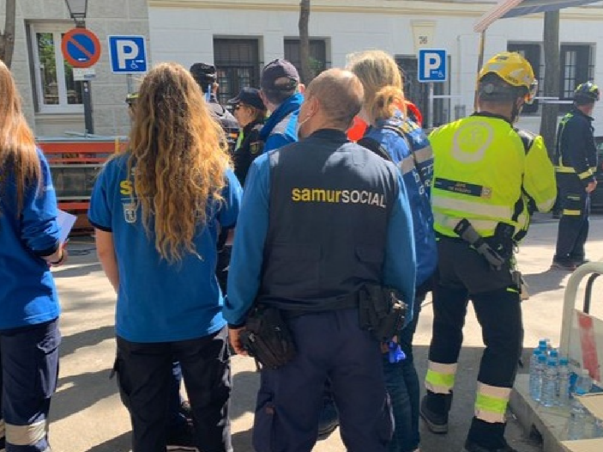 Hay dos operarios desaparecidos y 17 personas heridas tras una explosión en un edificio de Madrid
