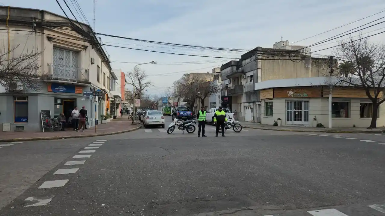 Intenso movimiento de sirenas por el centro de Rafaela: ¿qué sucedió? - 1