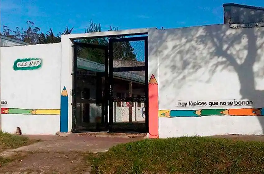 Barrio Don Diego: "Le roban hasta la bolsa con la tacita del jardín a los chicos"