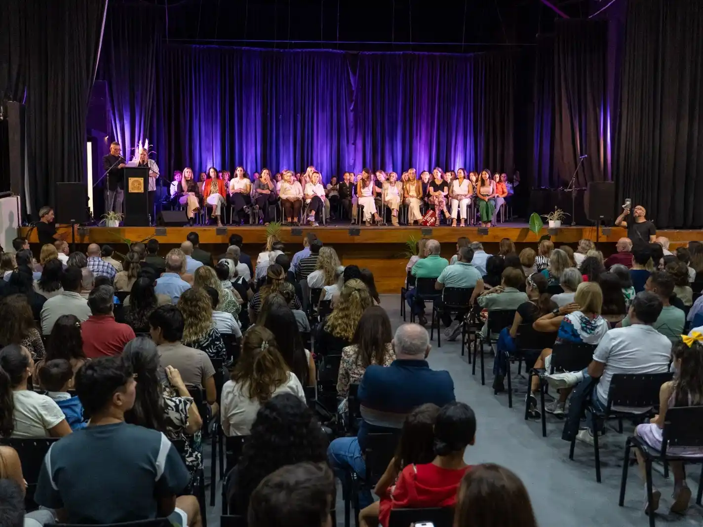 Distinguieron a 80 mujeres de Gualeguaychú por su compromiso y aporte a la comunidad