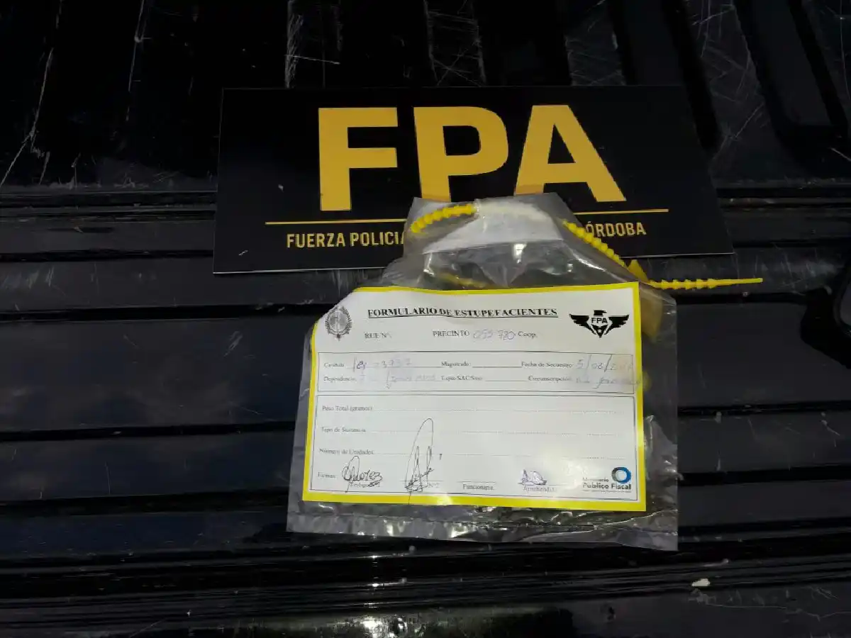 La FPA incautó cocaína y marihuana en la terminal de ómnibus