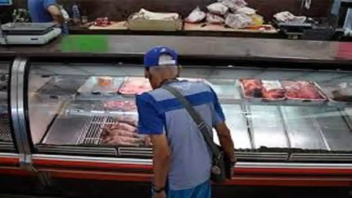 ¡PARADOJA! Baja el precio de la Canasta Alimentaria en dólares y aumenta en bolívares (+Cifras)