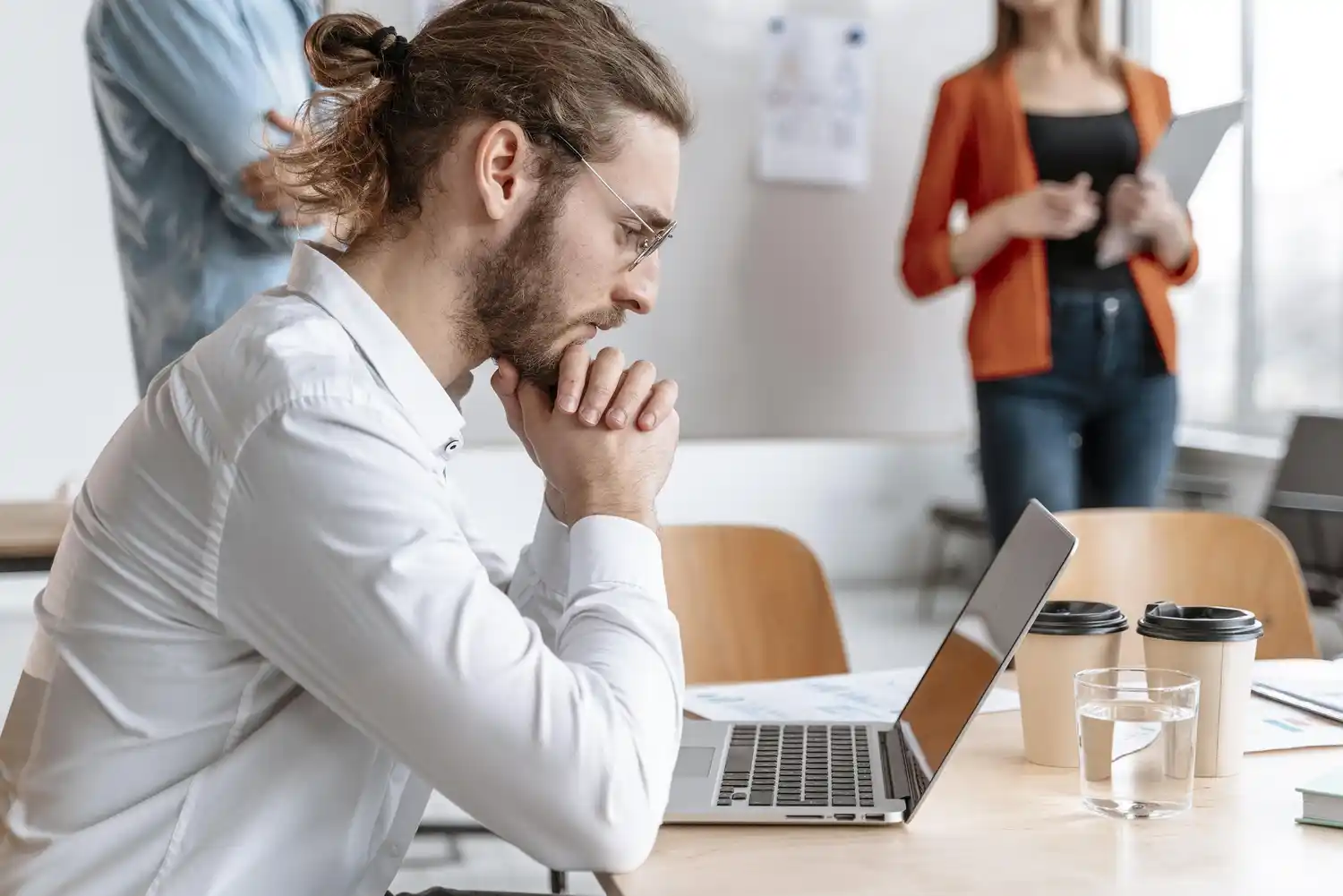 La inteligencia artificial redefine el debate sobre el trabajo en América Latina