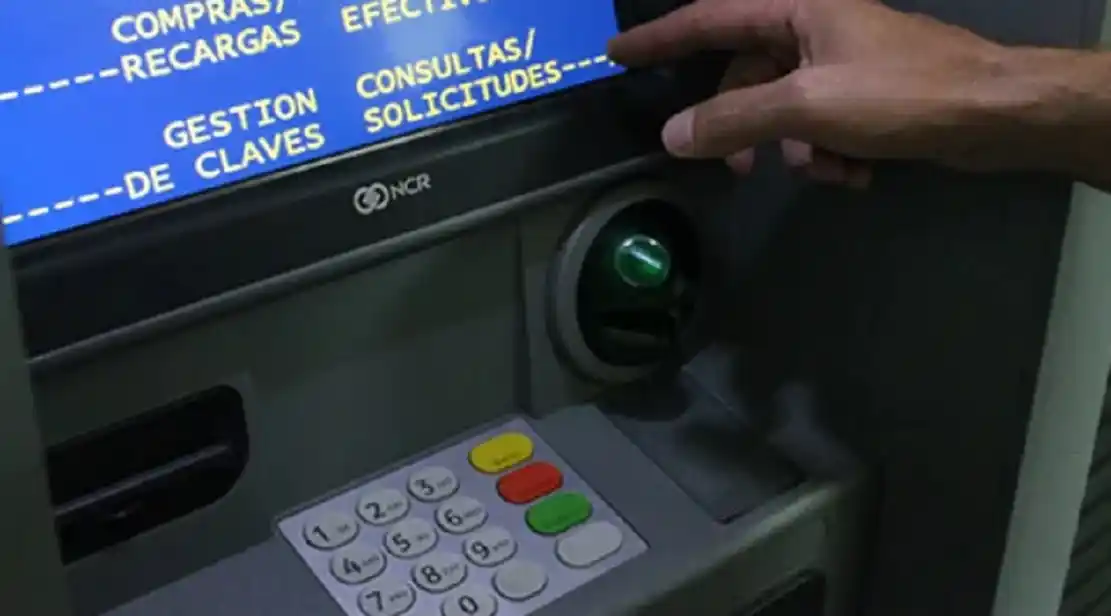 Este viernes se acreditará el aumento del 21,21 % a jubilados y jubiladas docentes