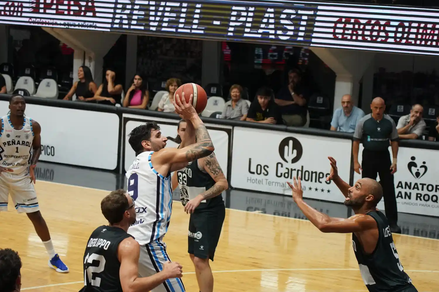 Luciano González volvió a ser el goleador de Peñarol. (Foto: Prensa Olímpico)