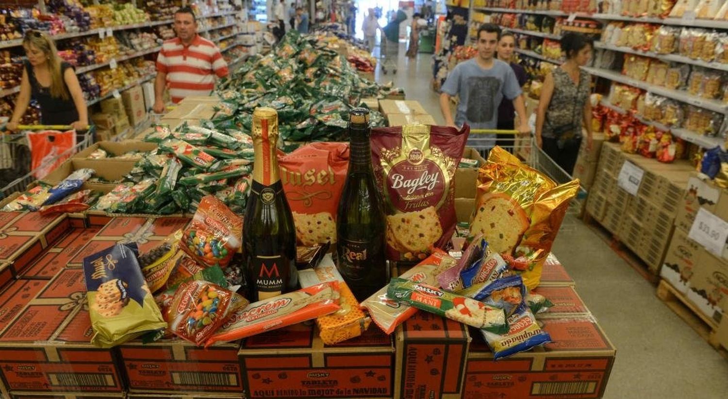 Mesa amarga: los aumentos de la canasta navideña dan ganas de no festejar