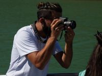 Dejó su trabajo en un molino harinero y explorando sus raíces empezó a viajar rebuscándose la vida