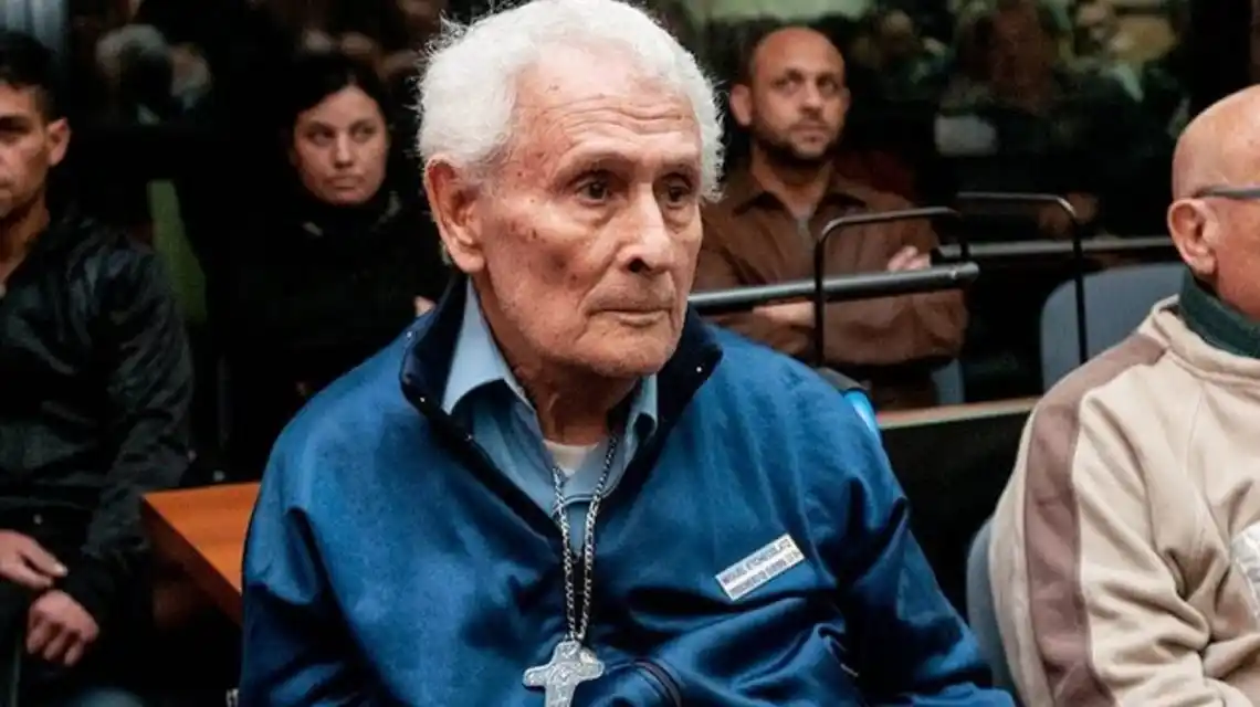 Revocaron prisión domiciliaria al represor Miguel Etchecolatz en dos causas