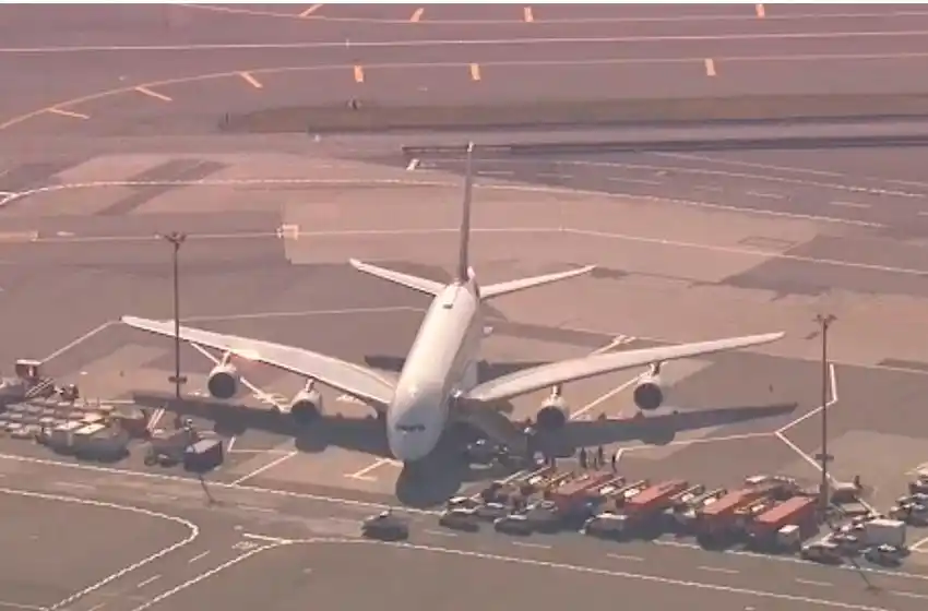 Un avión fue puesto en cuarentena en el aeropuerto de Estados Unidos