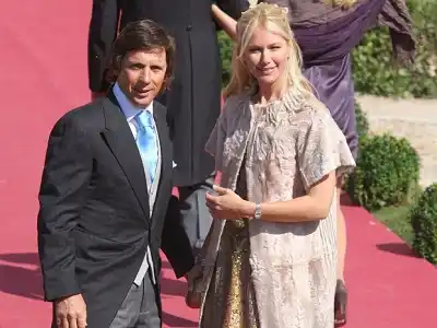 Allanaron las oficinas de Valeria Mazza y Alejandro Gravier