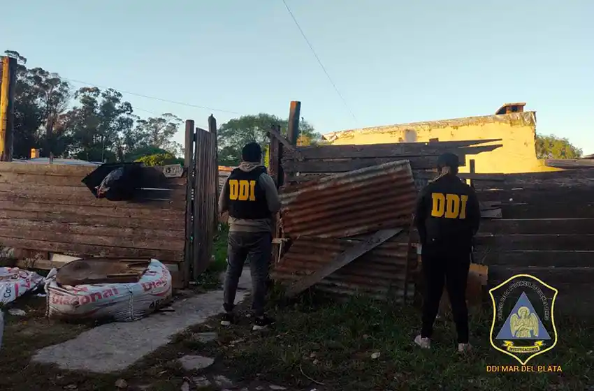 Concretó un encuentro amoroso y le robaron de manera violenta