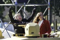 El Gabinete nacional se dio cita en el desfile de la Independencia