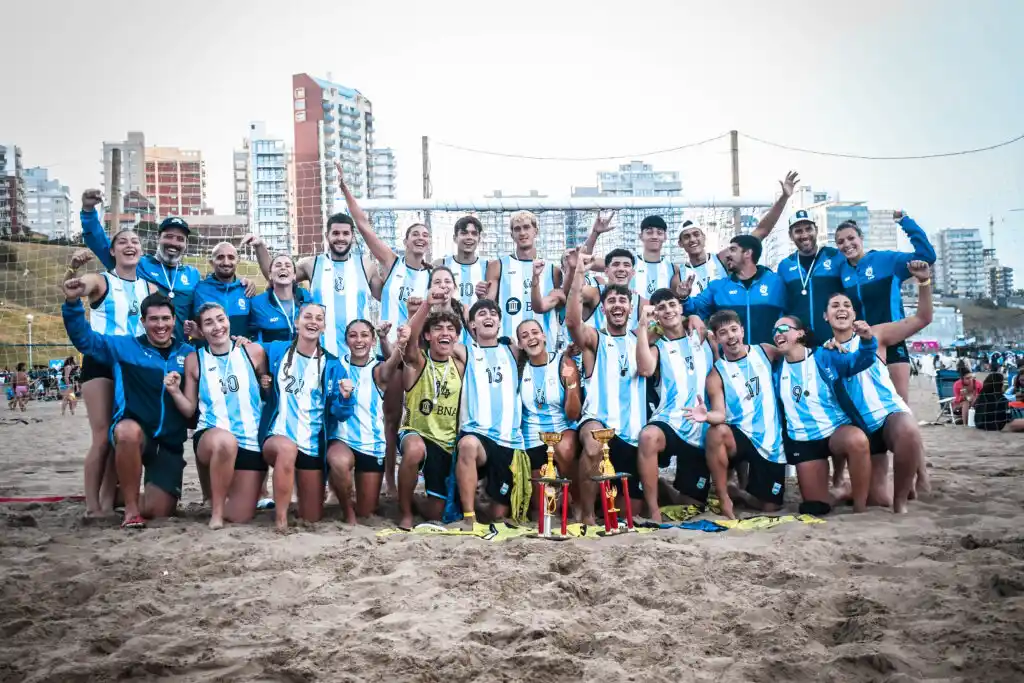 Argentina se destacó en el Cuatro Naciones de Beach Handball