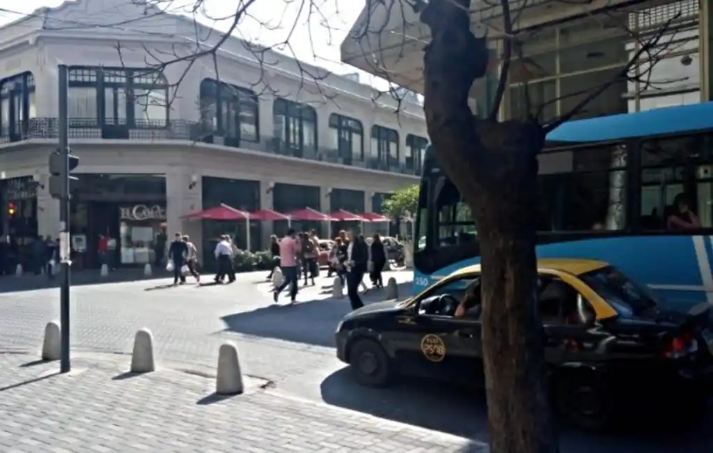 Inauguración de la esquina “Fontanarrosa Serrat”: este viernes habrá cortes y desvíos en el microcentro