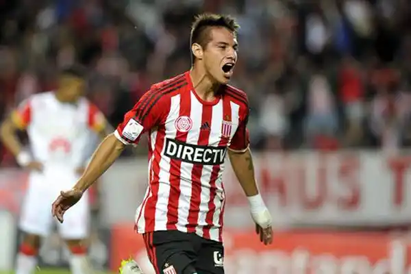 Carlos Auzqui es el primer refuerzo que llegó a River