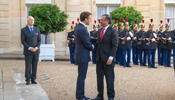 HACIENDO LOBBY A MADURO: Gustavo Petro se reunió con Emmanuel Macron en París y habló de Venezuela