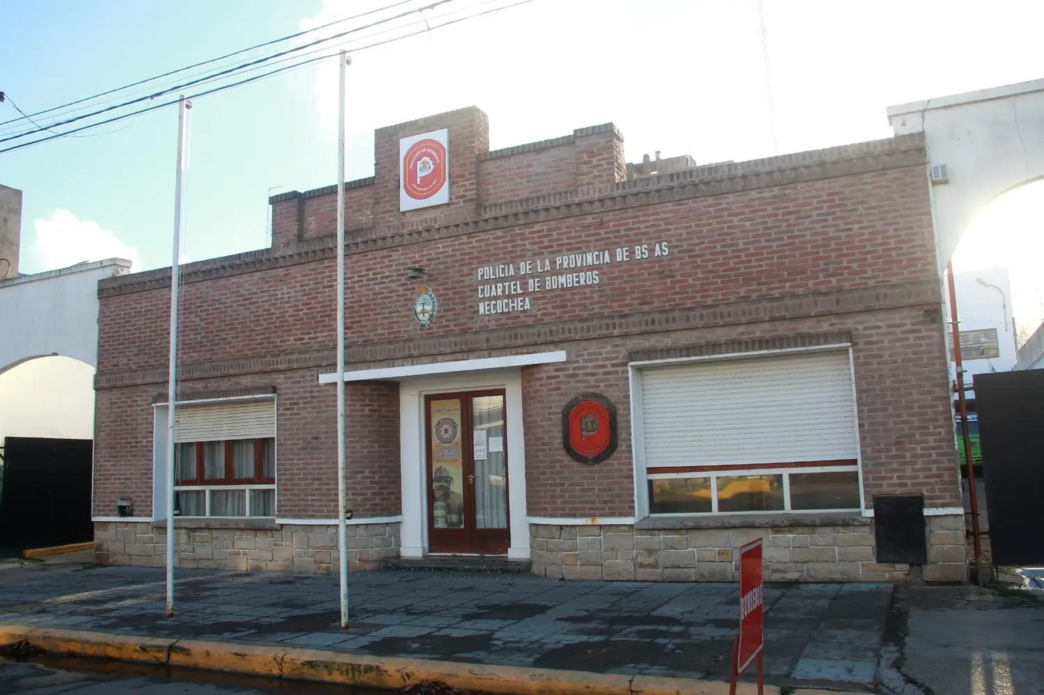 El oficial estaba trabajando en el cuartel de bomberos de la avenida 42
