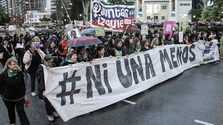 Aseguran que hay un femicidio cada 26 horas