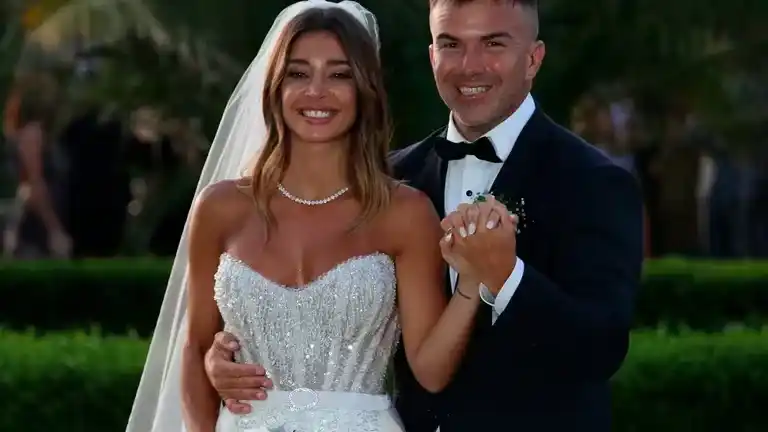 Se casó Sol Pérez: la ceremonia al atardecer, lujosa ambientación e invitados famosos