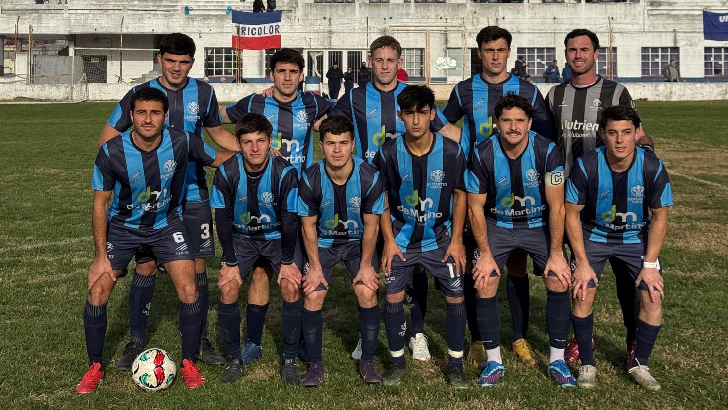 Sarmiento venció a Atlético y quedó como único líder