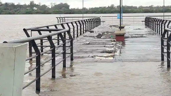 El río Uruguay frente al puerto llegaría a los 11,40