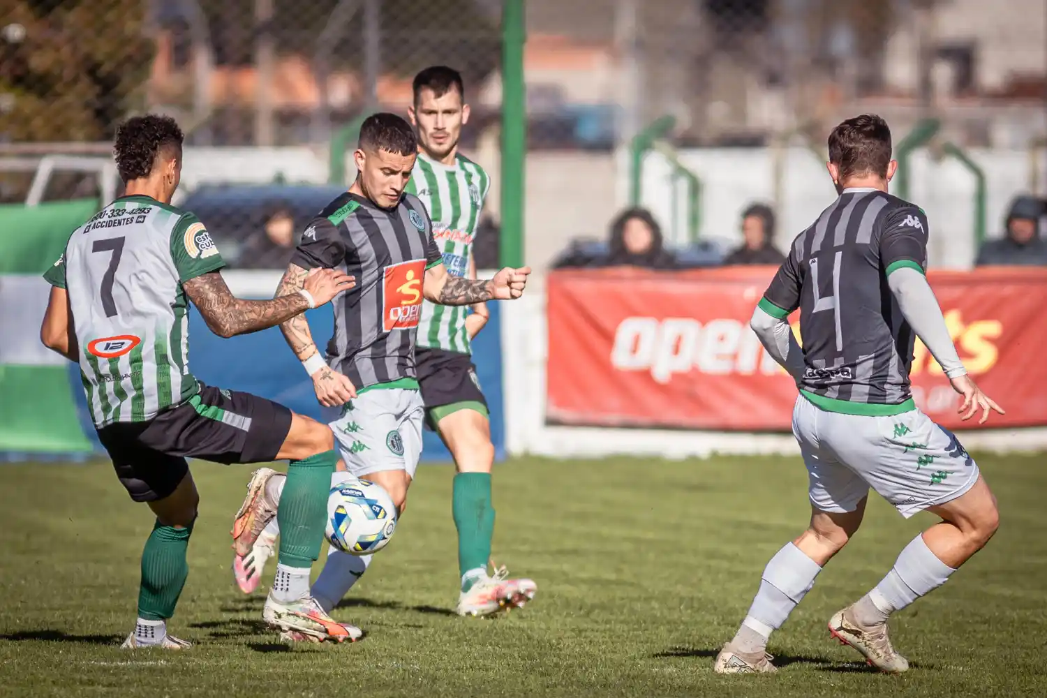 Ullúa evadiendo la marca