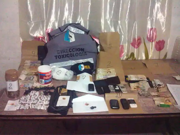 Secuestran 100 dosis de marihuana en una casa de Gualeguay 