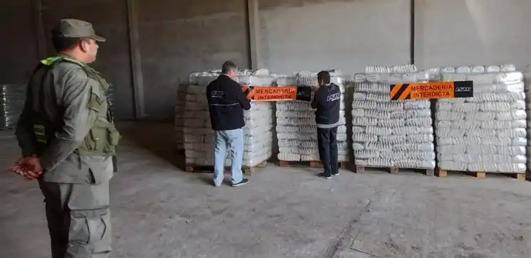 Se incautaron 30 toneladas de azúcar durante un control en ruta