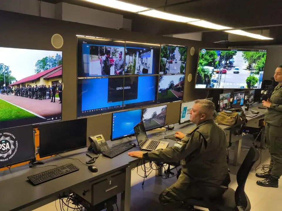 Imagen exclusiva: el comando que recolecta y envía información desde Misiones.
