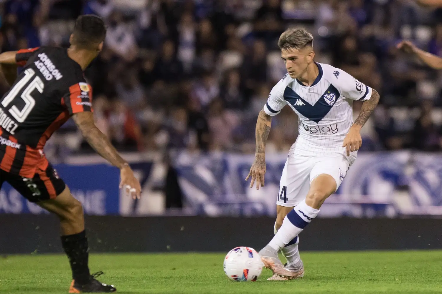 Un avance de Orellano, que se retiró lesionado.