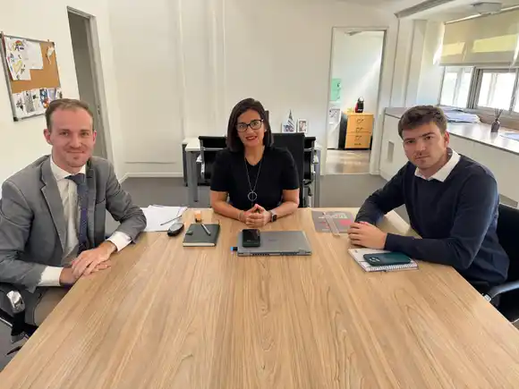 Bryan Mayer y Secretaria de Finanzas de Tres de Febrero: “ya logramos más de U$D 100 millones y 500 puestos de trabajo”