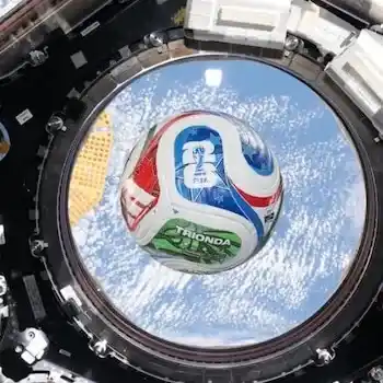 La pelota del Mundial que viajó al espacio: la increíble historia de Trionda