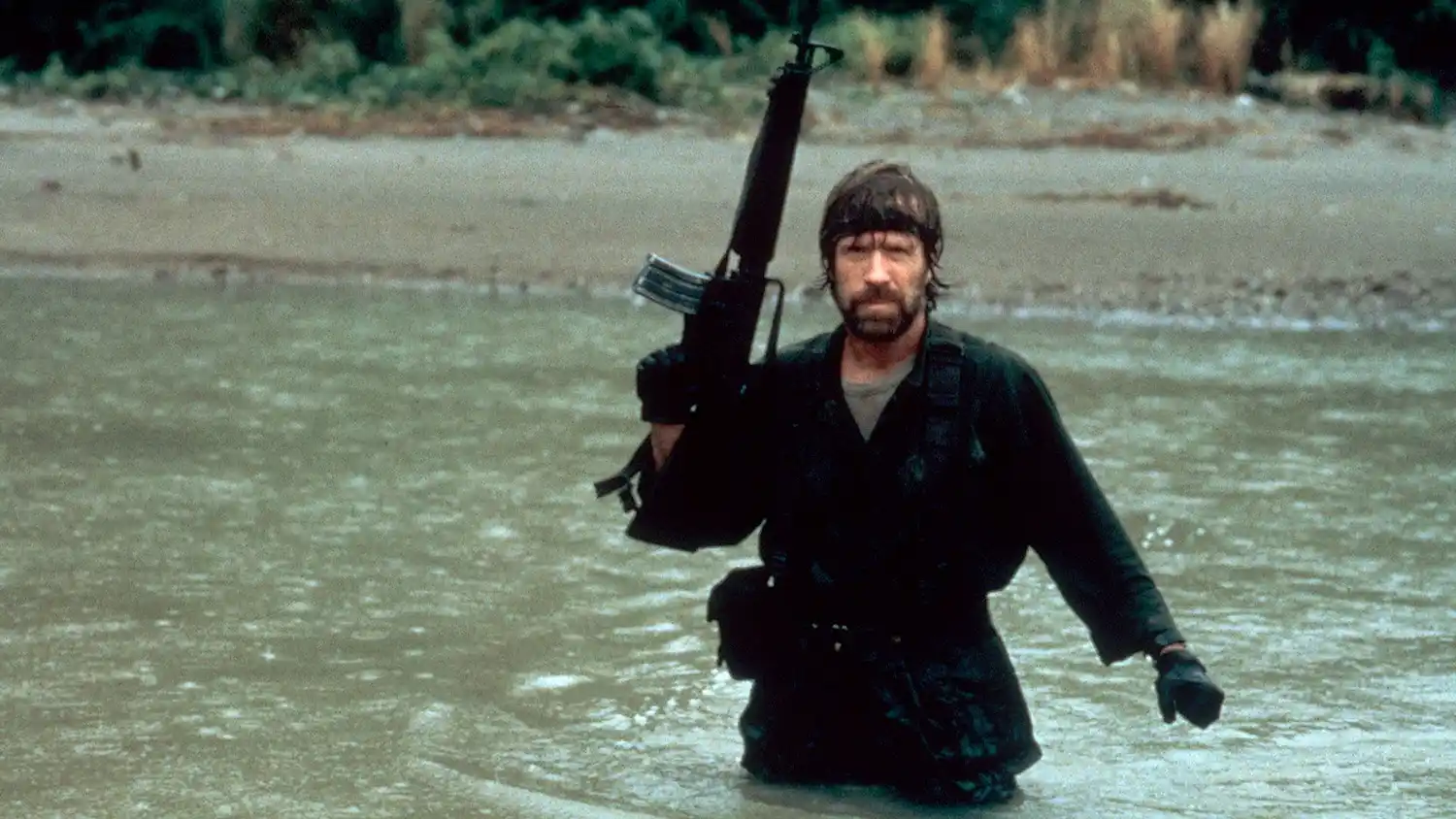 A los 79 años, Chuck Norris enfrenta su batalla más difícil