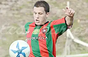 Gol del loberense Enzo Astiz