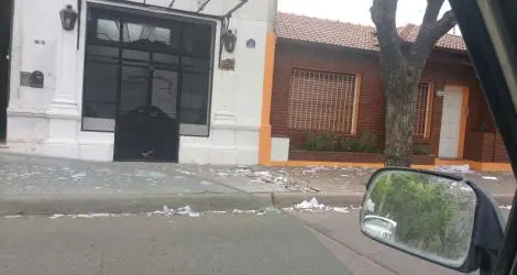 Lleno de papeles