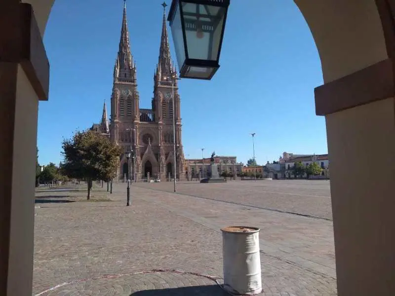 Conmoción por una beba de un año y medio con coronavirus en Luján, donde ya hay 9 infectados y 2 muertos
